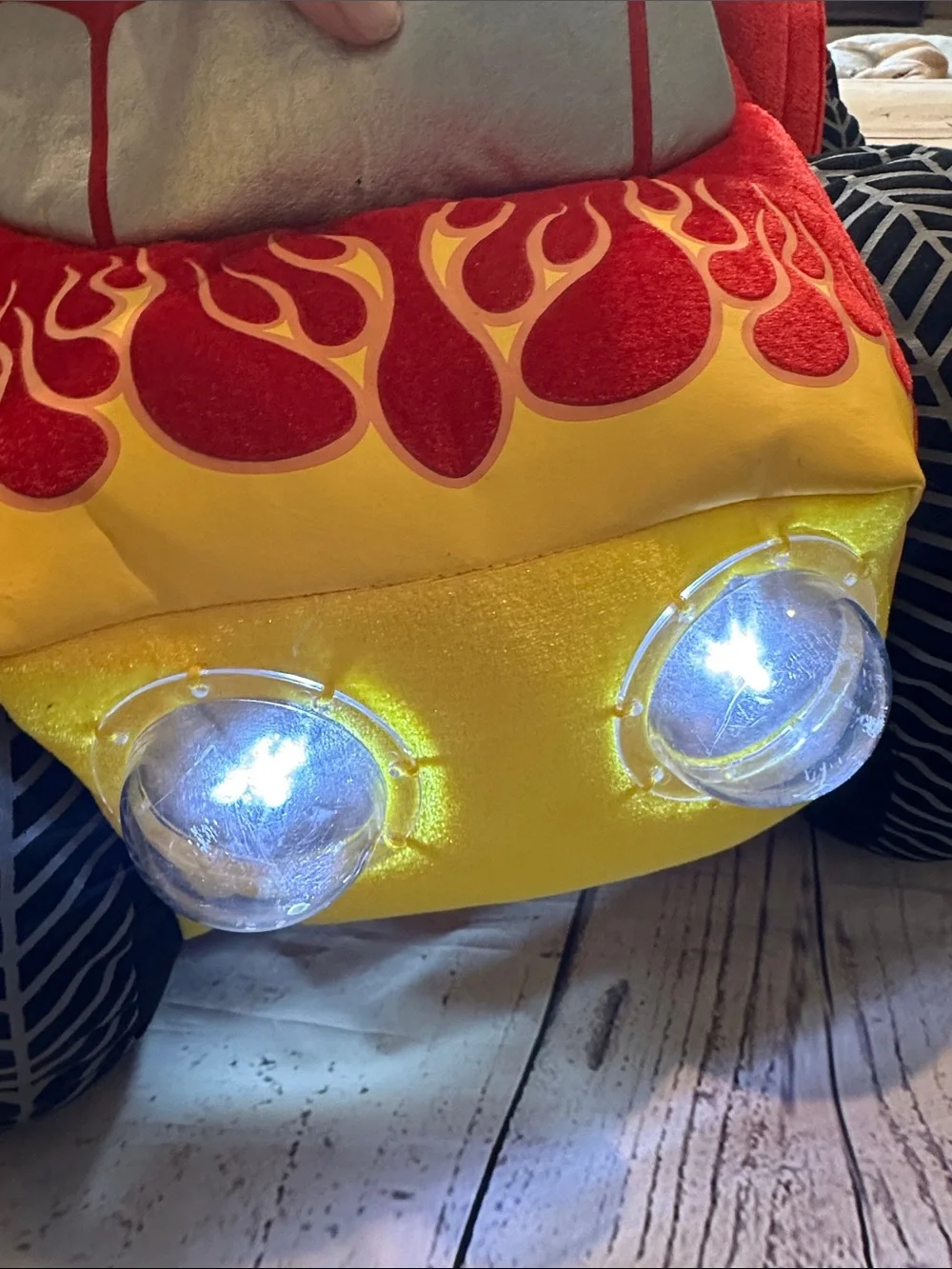 Kids dress-up Red Flame Wearable Plush Car Costume